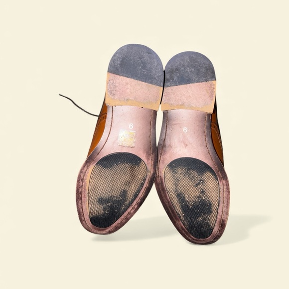 Classic Brown Leather Men's Derbys - Picture 3 of 3